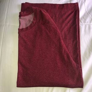 Red Lululemon short sleeve